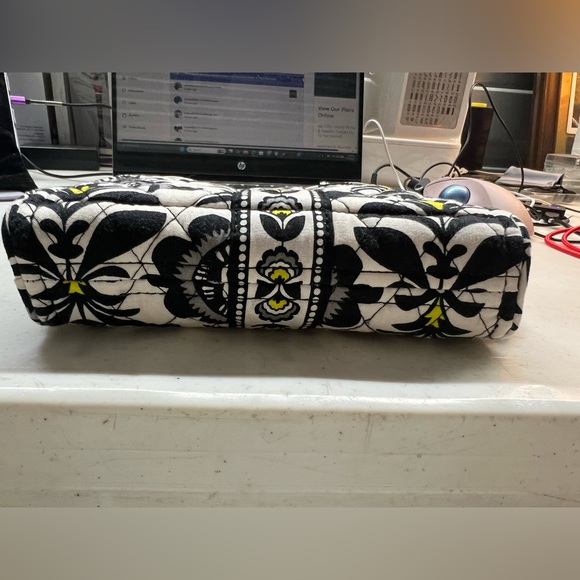 Vera Bradley travel jewelry case - Picture 3 of 8